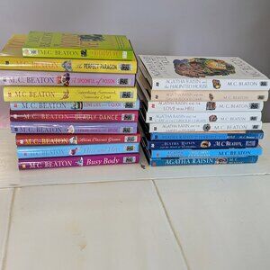 Lot of 19 NEW M.C. Beaton Agatha Raisin Novels HC DJ PB 1st Editions